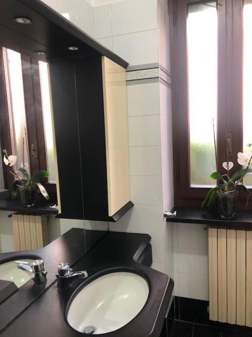 Casa Magnolia, Tranquilla E Centrale Apartment นิเคลิโน ภายนอก รูปภาพ