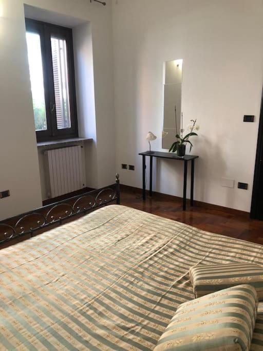 Casa Magnolia, Tranquilla E Centrale Apartment นิเคลิโน ภายนอก รูปภาพ